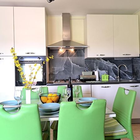 Apartment Penic Kaštela エクステリア 写真