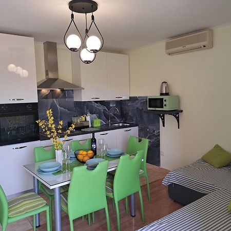Apartment Penic Kaštela エクステリア 写真