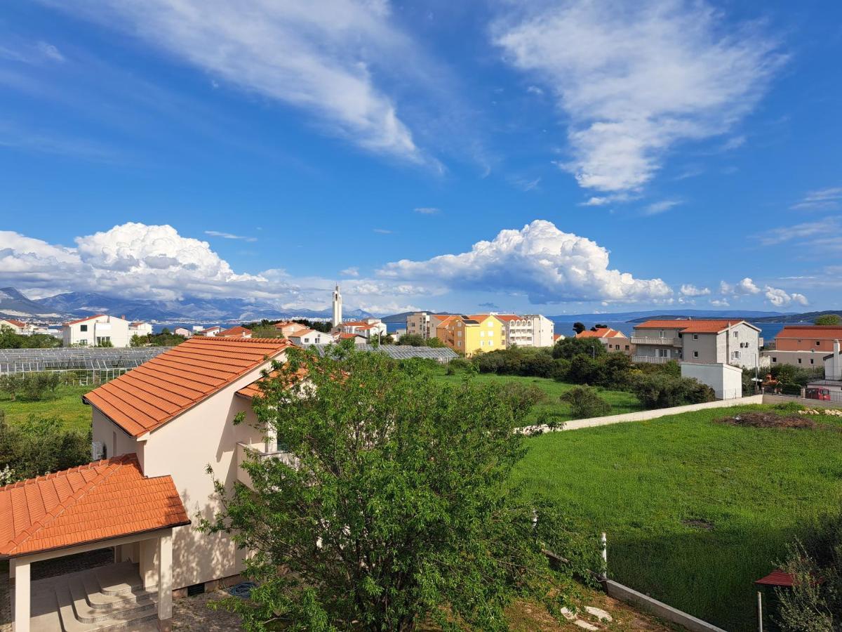 Apartment Penic Kaštela エクステリア 写真