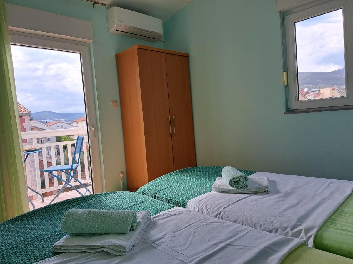 Apartment Penic Kaštela エクステリア 写真