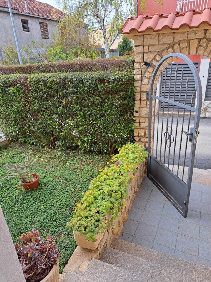Apartment Penic Kaštela エクステリア 写真