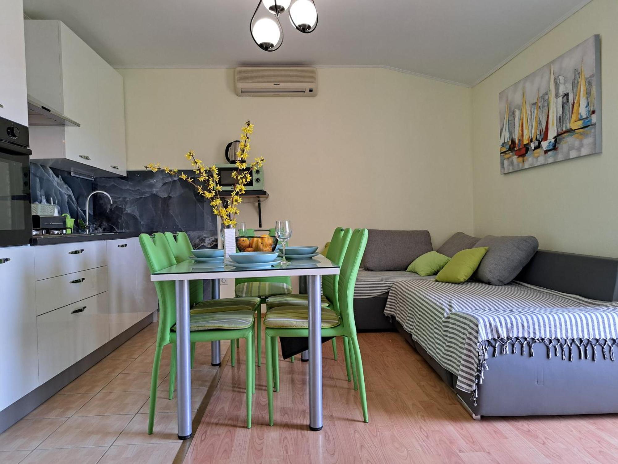 Apartment Penic Kaštela エクステリア 写真