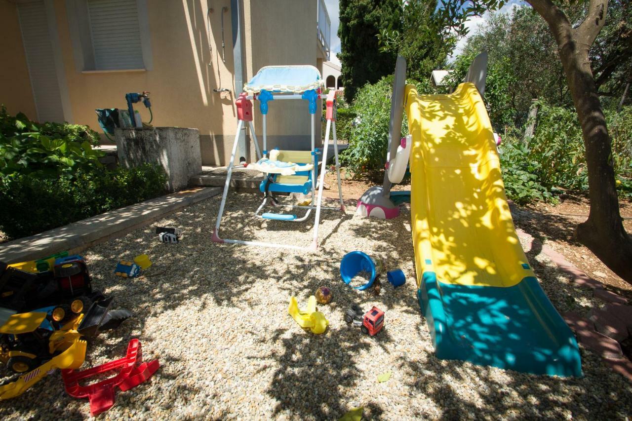 Apartment Penic Kaštela エクステリア 写真
